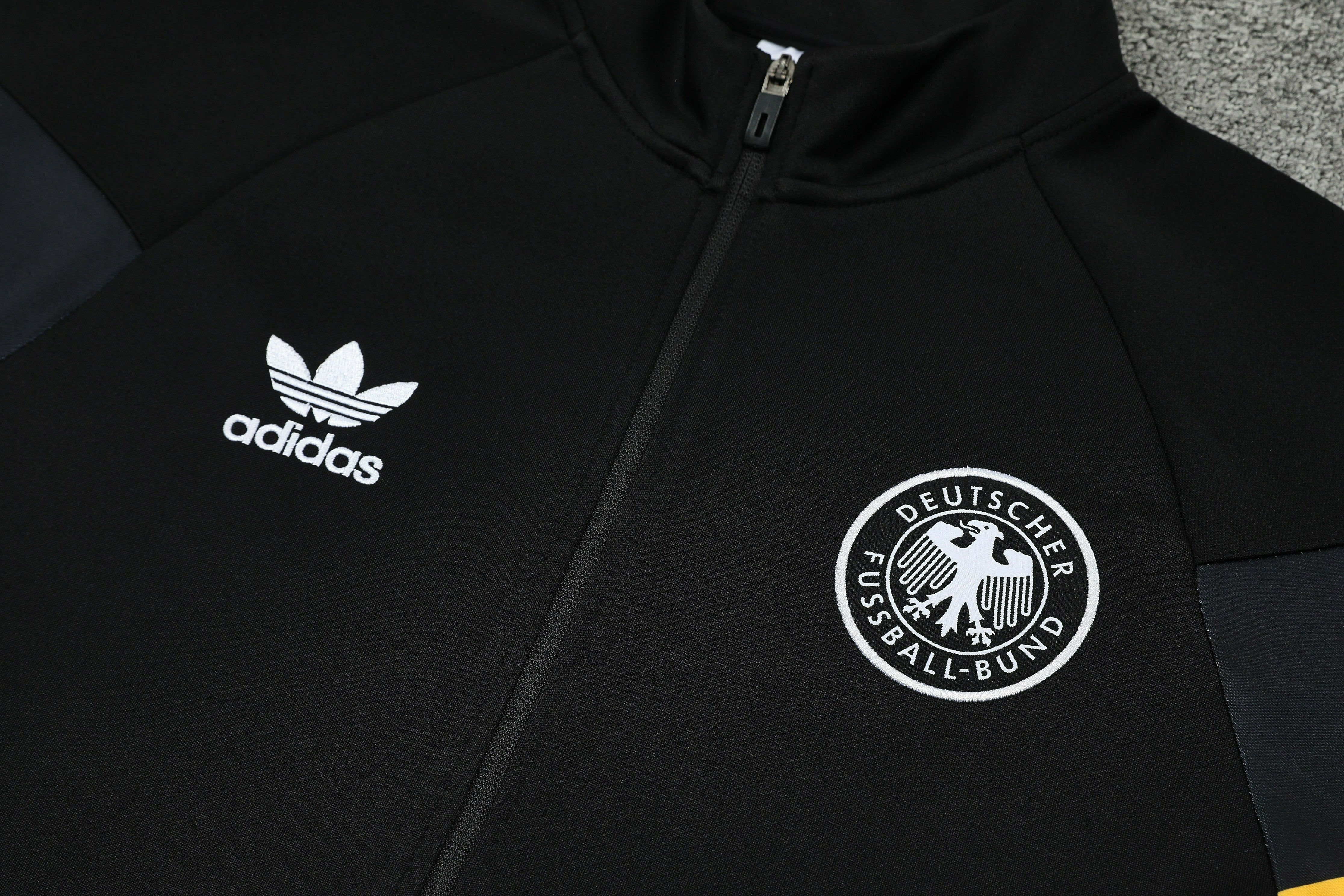 GERMANY MANNSCHAFT vintage classic edition